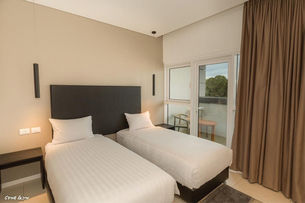 Olive Arena Boutique&Business Hotel-By Ran Hotels Нахария Екстериор снимка