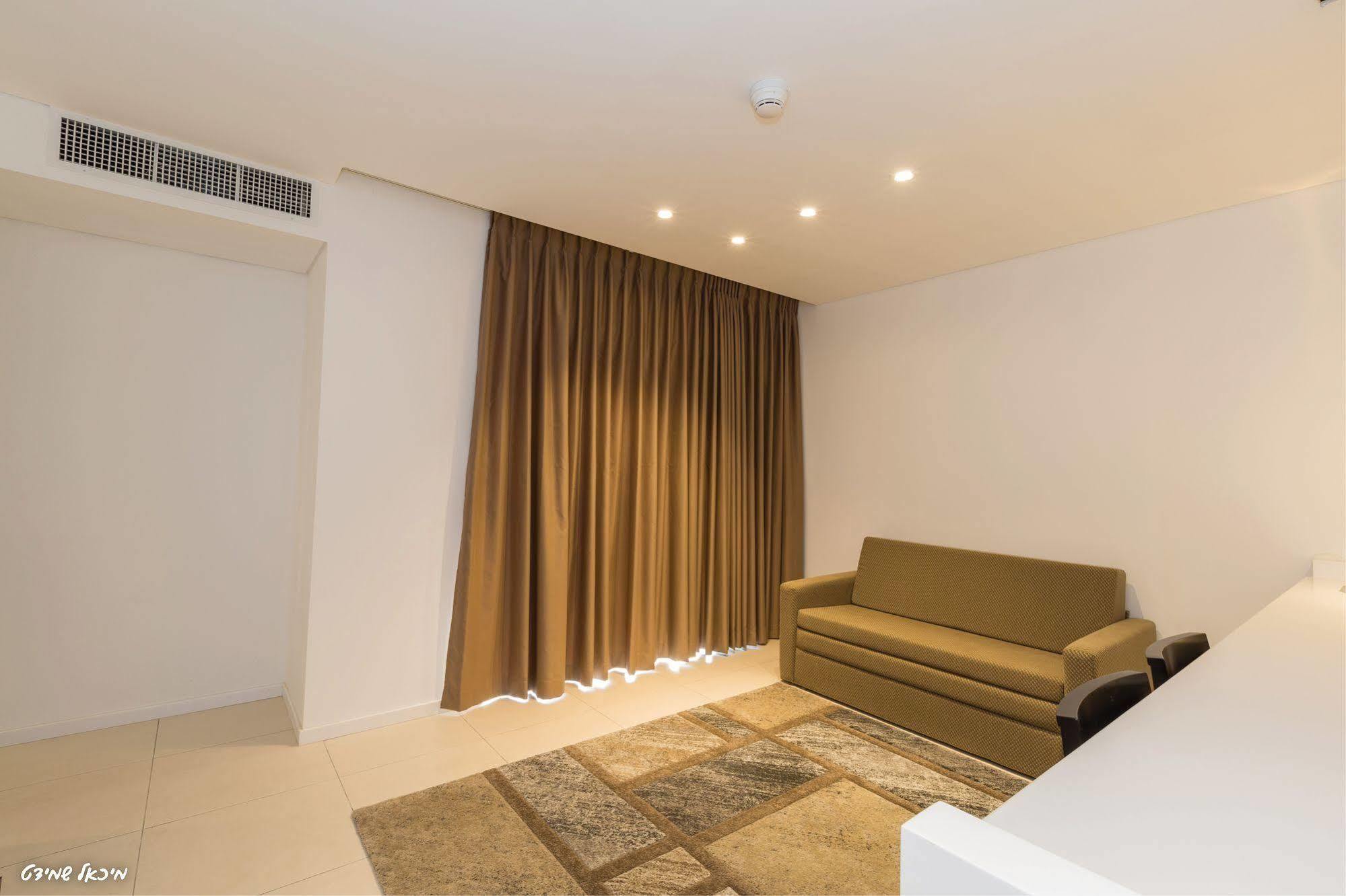 Olive Arena Boutique&Business Hotel-By Ran Hotels Нахария Екстериор снимка